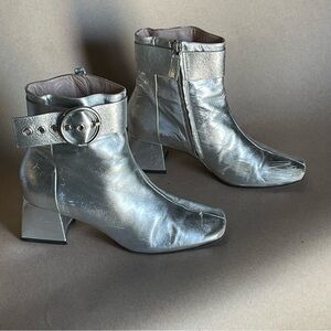 Saiar Metallic Silver Block Heel Ankle Boots